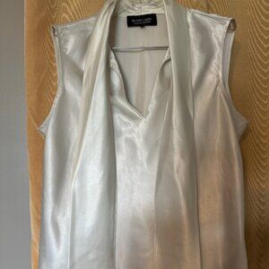 BLACK LABEL BY EVAN PICONE WHITE SLEEVELESS SATINY TOP